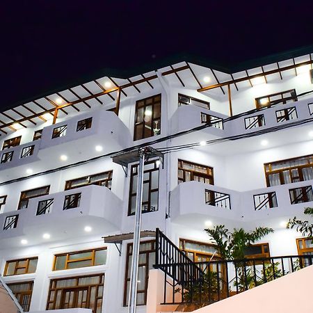 Saru Holiday Apartment - Up To 6 Guests Kandy Dış mekan fotoğraf